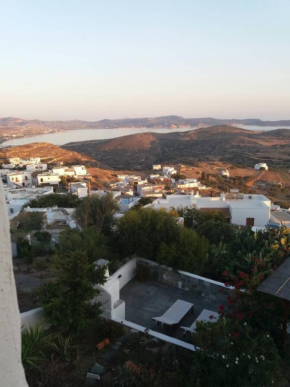 Drougas' Windmill Holiday home Plaka (Milos)